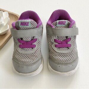 Nike Gray Tennis Shoes